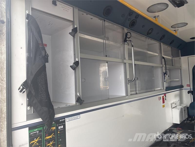 Chevrolet Express 4x2 Ambulance Ambulante