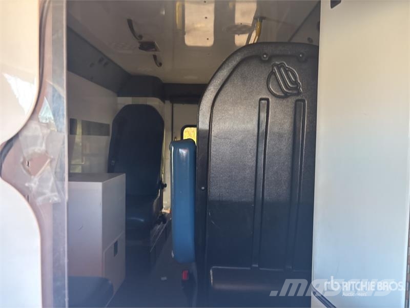 Chevrolet Express 4x2 Ambulance Машини швидкої допомоги