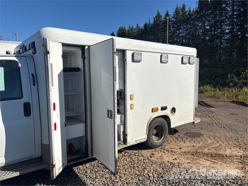 Chevrolet Express 4x2 Ambulance Машини швидкої допомоги