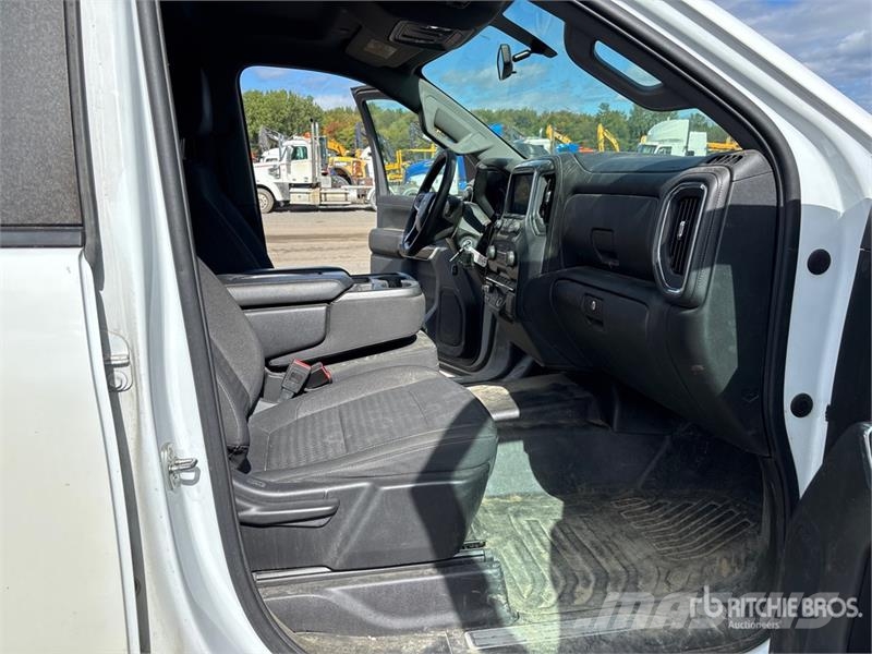 Chevrolet K2500 Прочие фургоны