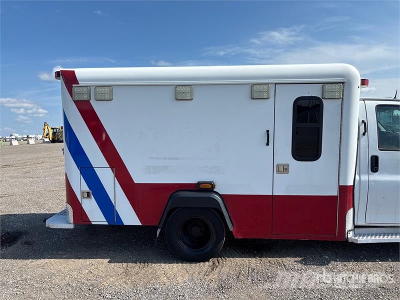Chevrolet REBUILT Express 3500 4x2 Ambulance Krankenwagen