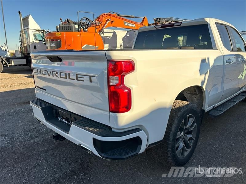 Chevrolet Silverado 1500 Z71 4x4 Extended Cab Pickup Autre fourgon / utilitaire