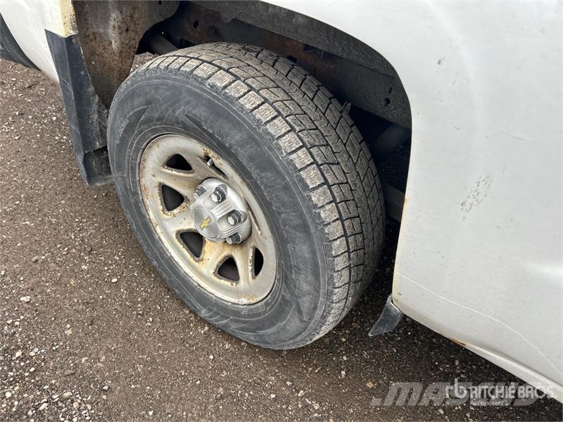 Chevrolet Silverado 1500 4x4 Extended Cab Pickup Інше