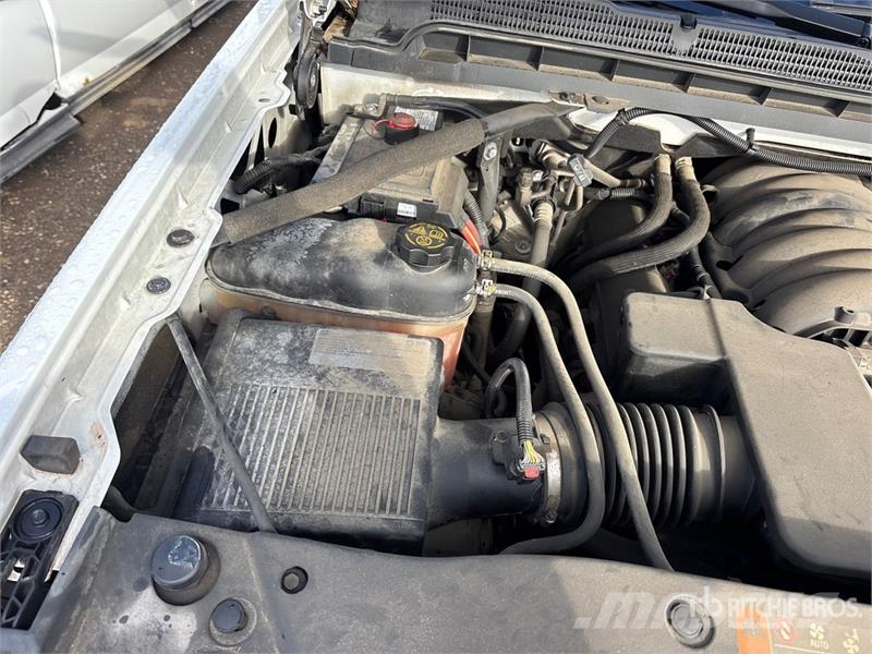 Chevrolet Silverado 1500 LT 4x4 Extended Cab Pickup Прочие фургоны