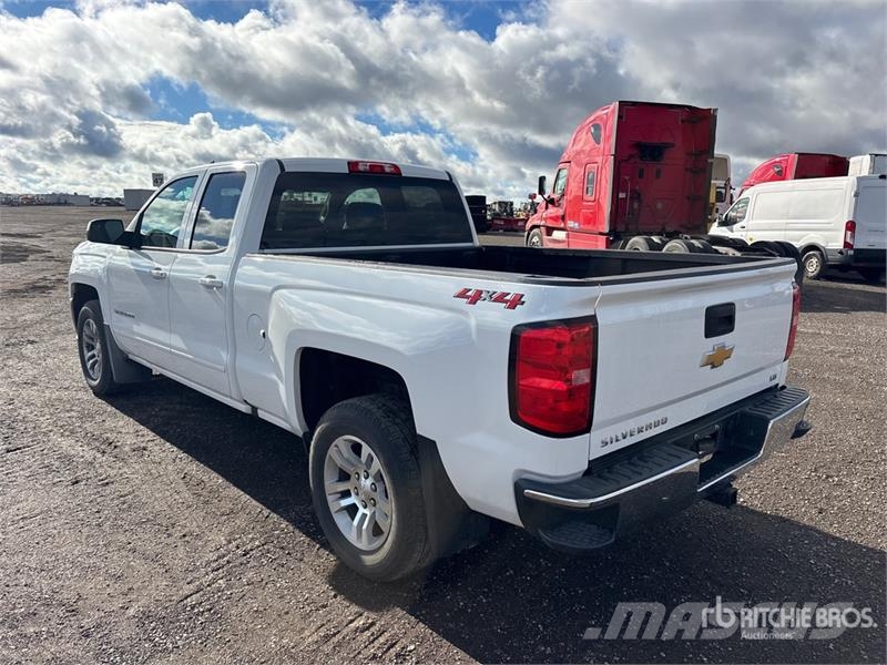 Chevrolet Silverado 1500 LT 4x4 Extended Cab Pickup Прочие фургоны