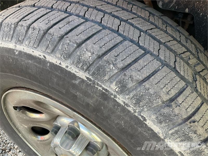 Chevrolet Silverado 1500 4x2 Pickup Furgoni altro