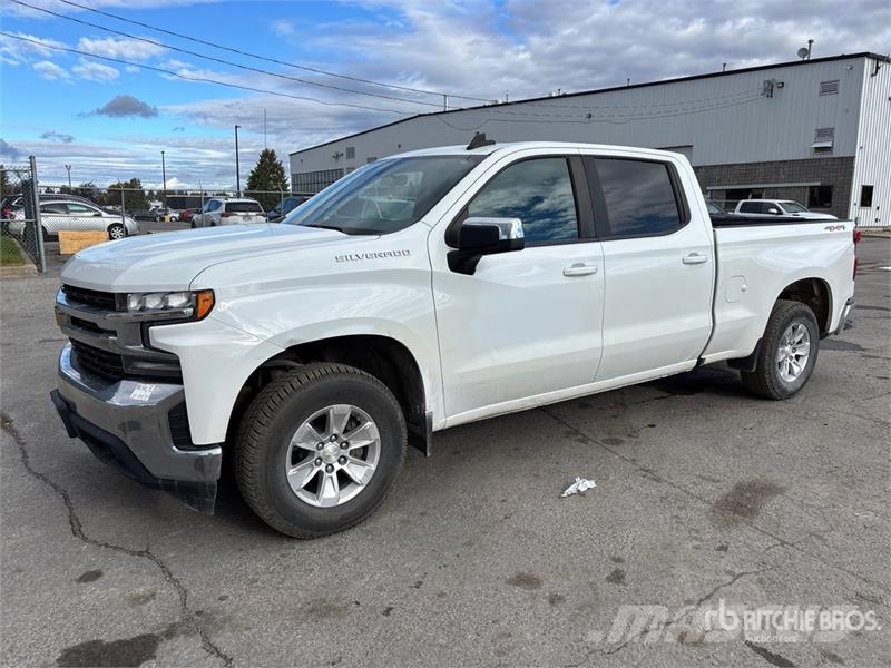 Chevrolet Silverado 1500 LT 4x4 Crew Cab Pickup Otras furgonetas