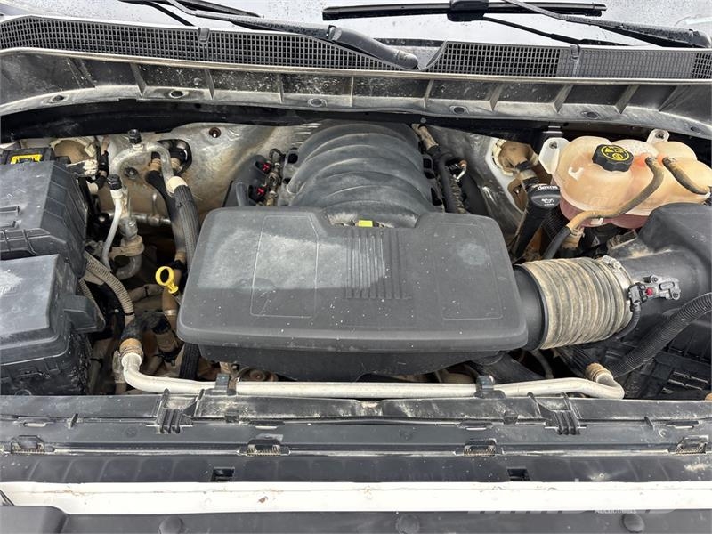 Chevrolet Silverado 1500 4x4 Extended Cab Pickup Egyéb