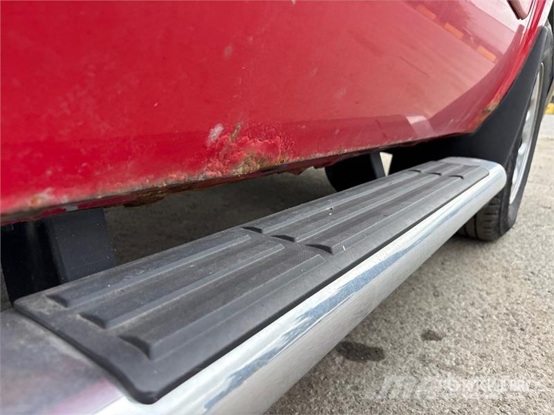 Chevrolet Silverado 1500 LT 4x4 Crew Cab Pickup Övriga bilar