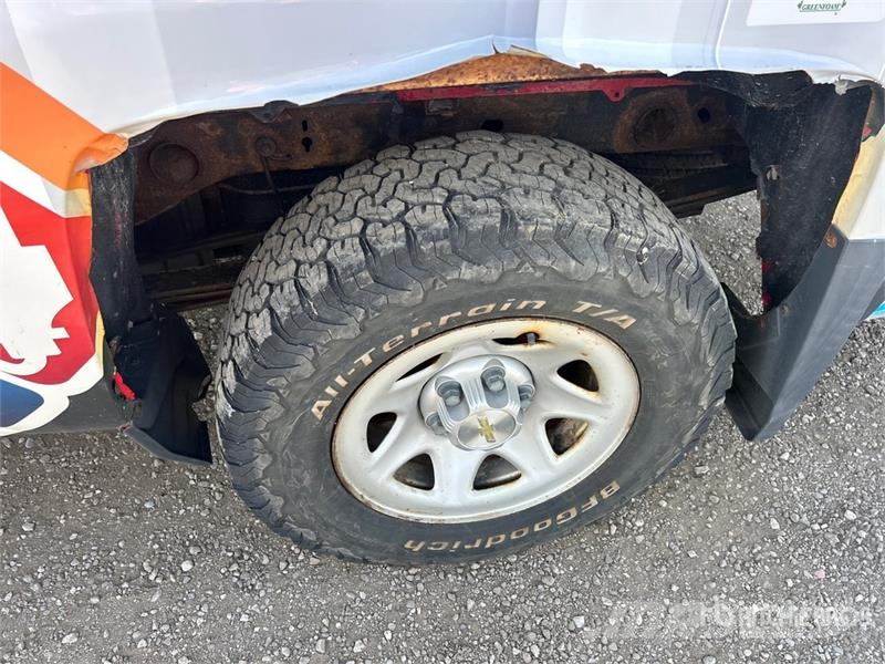 Chevrolet Silverado 1500 4x4 Extended Cab Pickup Прочие фургоны