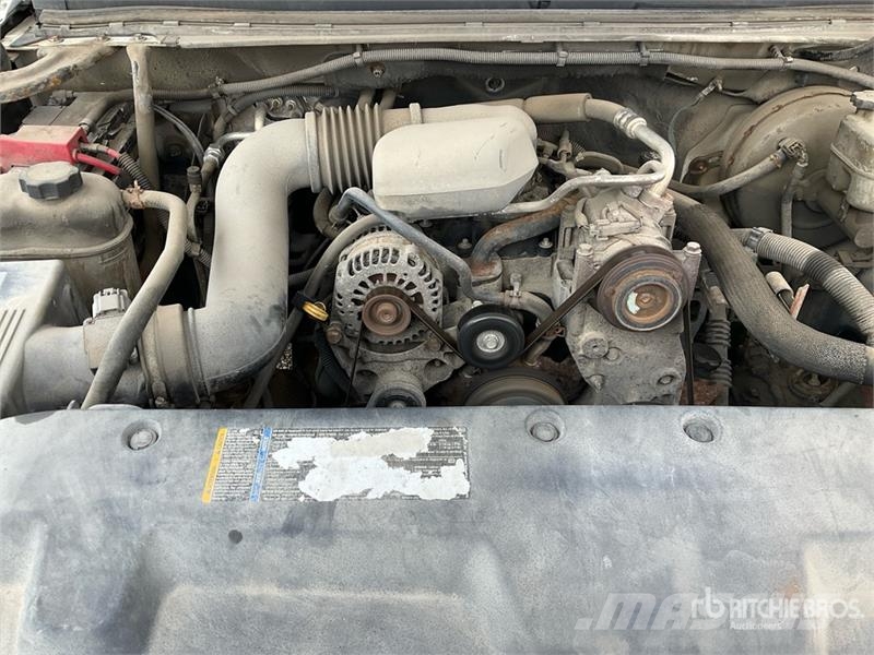 Chevrolet Silverado 1500 4x2 Pickup Furgoni altro