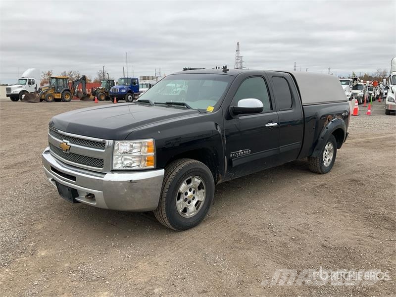 Chevrolet Silverado 1500 LS 4x4 Extended Cab Cheyenne Editio Інше