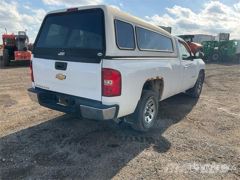Chevrolet Silverado 1500 4x2 Pickup Furgoni altro