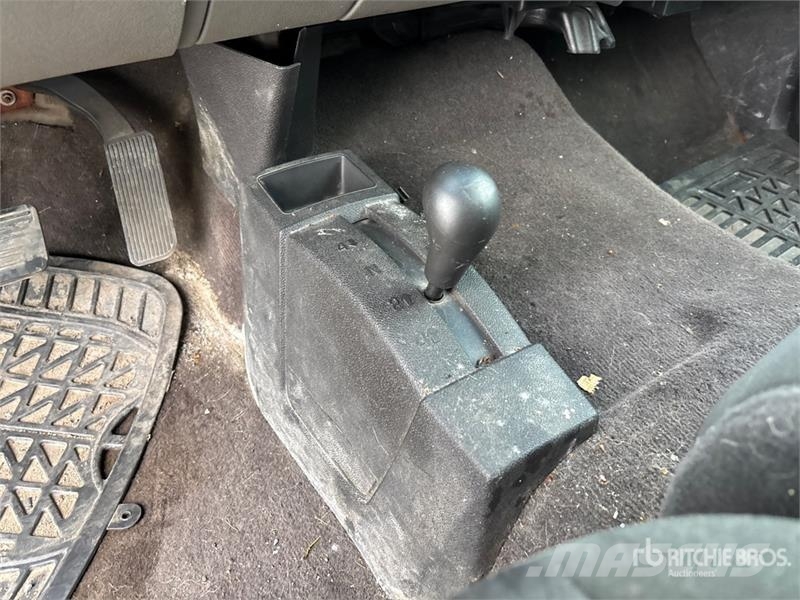 Chevrolet Silverado 1500 LT 4x4 Crew Cab Pickup Övriga bilar
