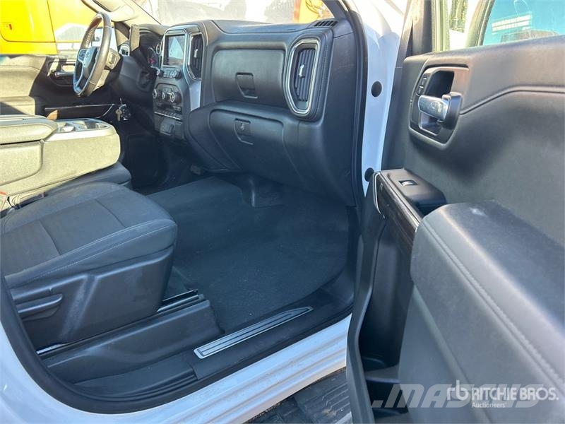Chevrolet Silverado 1500 Z71 4x4 Extended Cab Pickup Autre fourgon / utilitaire