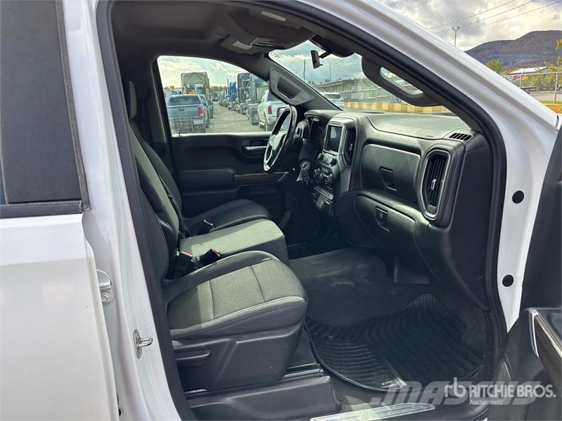 Chevrolet Silverado 1500 LT 4x4 Crew Cab Pickup Autre fourgon / utilitaire