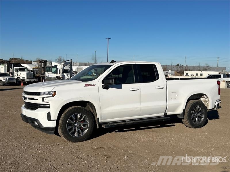 Chevrolet Silverado 1500 Z71 4x4 Extended Cab Pickup Autre fourgon / utilitaire