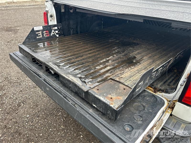 Chevrolet Silverado 1500 4x4 Extended Cab Pickup Інше