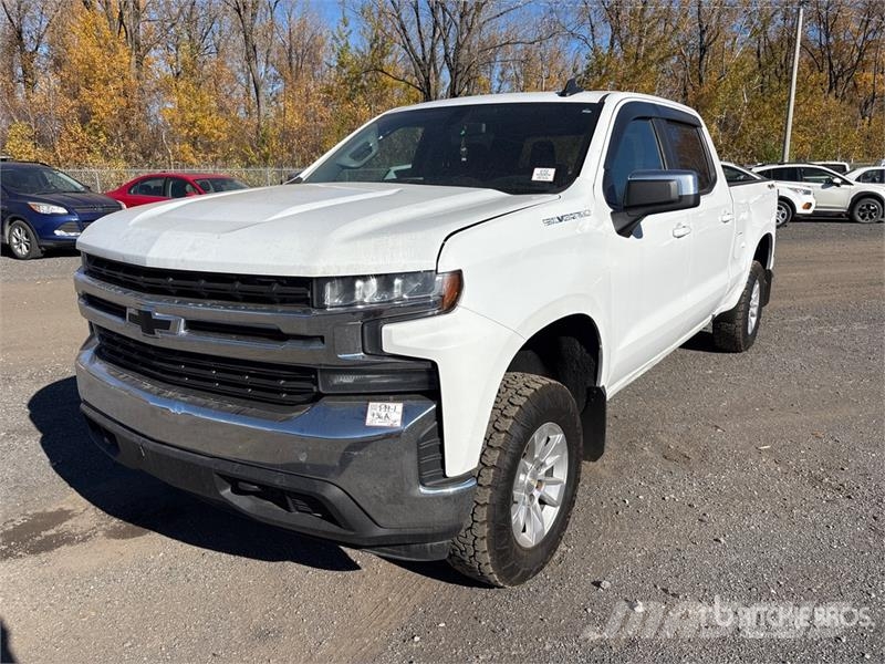 Chevrolet Silverado 1500 LT 4x4 Crew Cab Pickup Andre