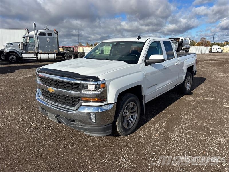 Chevrolet Silverado 1500 LT 4x4 Extended Cab Pickup Прочие фургоны