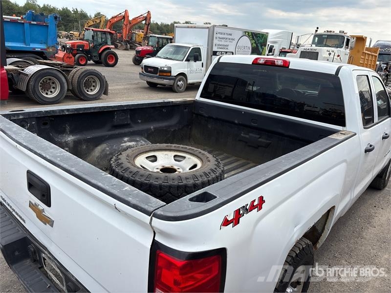 Chevrolet Silverado 1500 4x4 Crew Cab Pickup Прочие фургоны