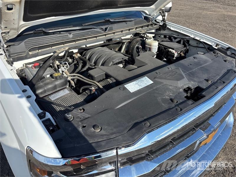 Chevrolet Silverado 1500 LD 4x4 Extended Cab Pickup Diger
