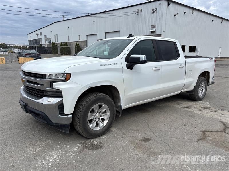 Chevrolet Silverado 1500 LT 4x4 Crew Cab Pickup Anders