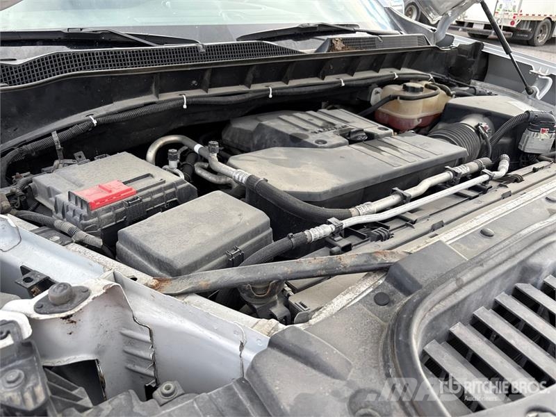 Chevrolet Silverado 1500 LT 4x4 Crew Cab Pickup Autre fourgon / utilitaire