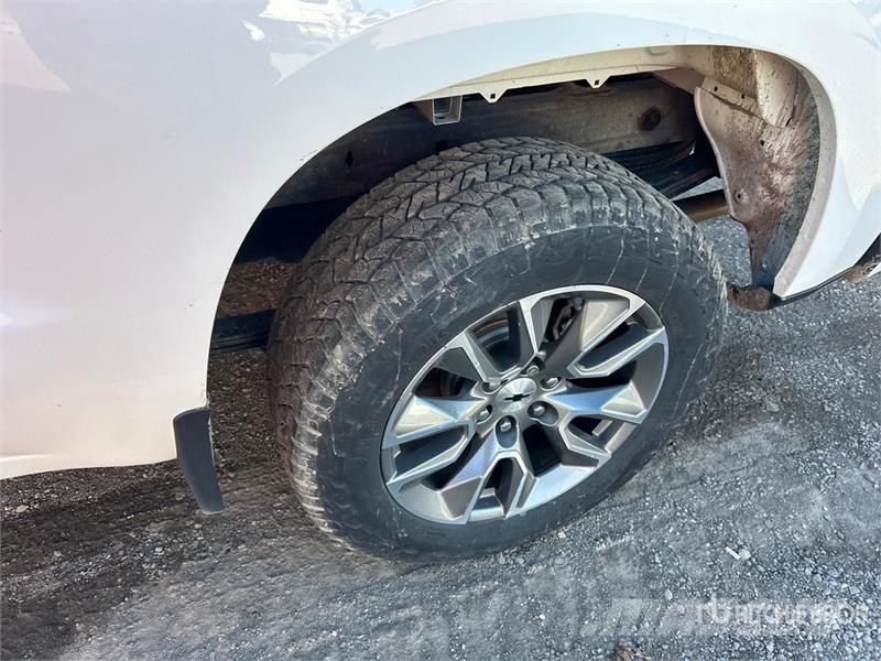 Chevrolet Silverado 1500 Z71 4x4 Extended Cab Pickup Autre fourgon / utilitaire