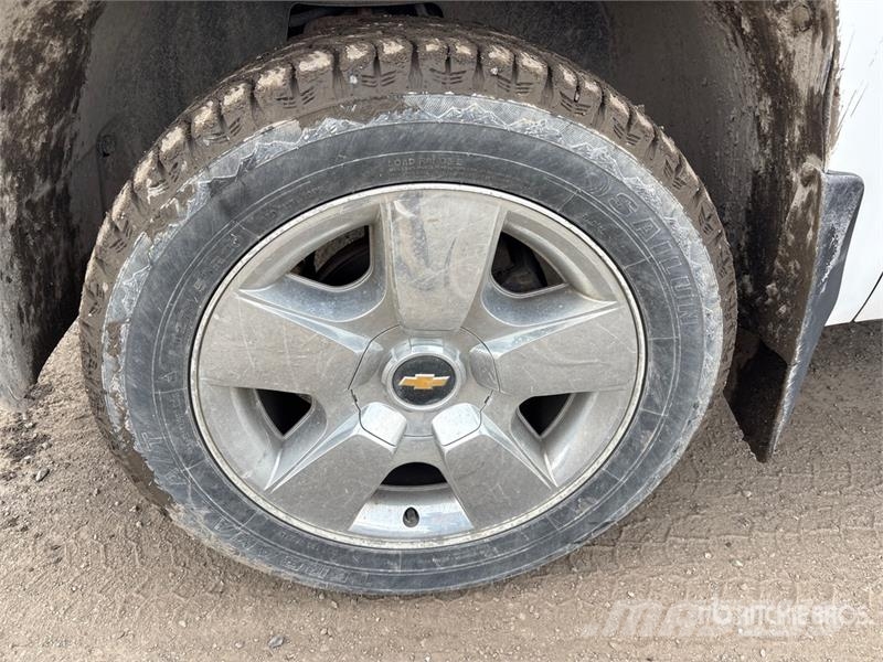 Chevrolet Silverado 1500 4x4 Extended Cab Pickup Прочие фургоны