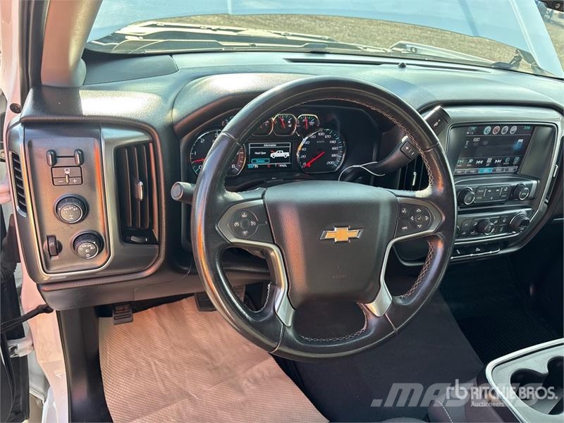 Chevrolet Silverado 1500 LD 4x4 Extended Cab Pickup Diger
