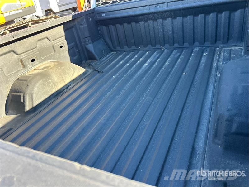 Chevrolet Silverado 1500 Z71 4x4 Extended Cab Pickup Autre fourgon / utilitaire