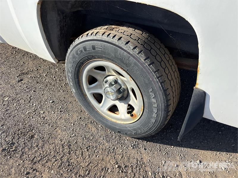 Chevrolet Silverado 1500 LS 4x4 Extended Cab Pickup Övriga bilar