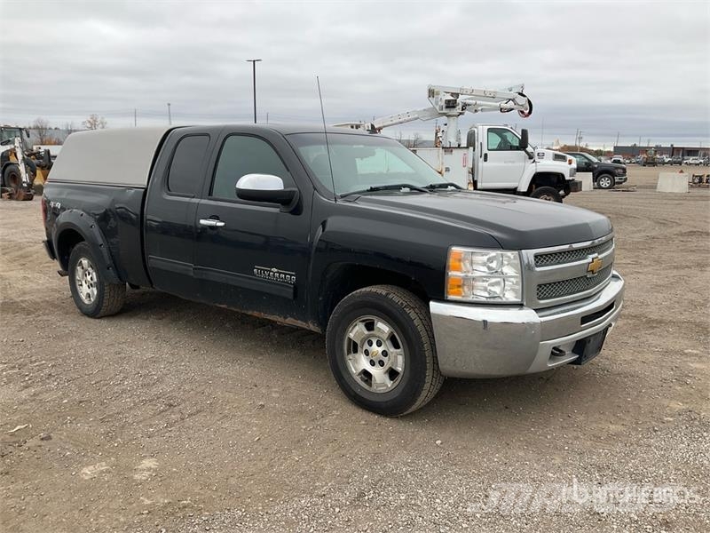 Chevrolet Silverado 1500 LS 4x4 Extended Cab Cheyenne Editio Інше