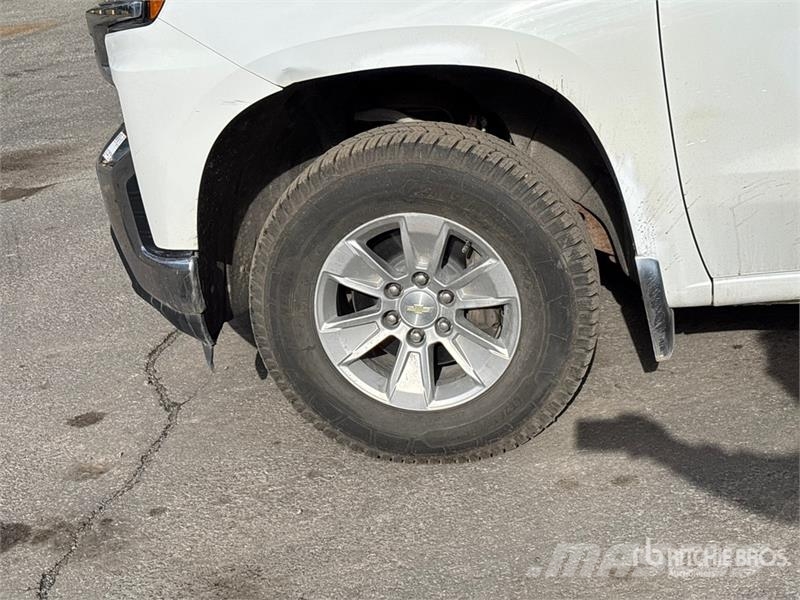 Chevrolet Silverado 1500 LT 4x4 Crew Cab Pickup Autre fourgon / utilitaire
