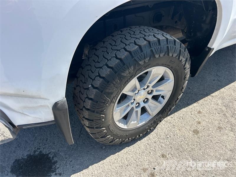 Chevrolet Silverado 1500 LT 4x4 Crew Cab Pickup Andre