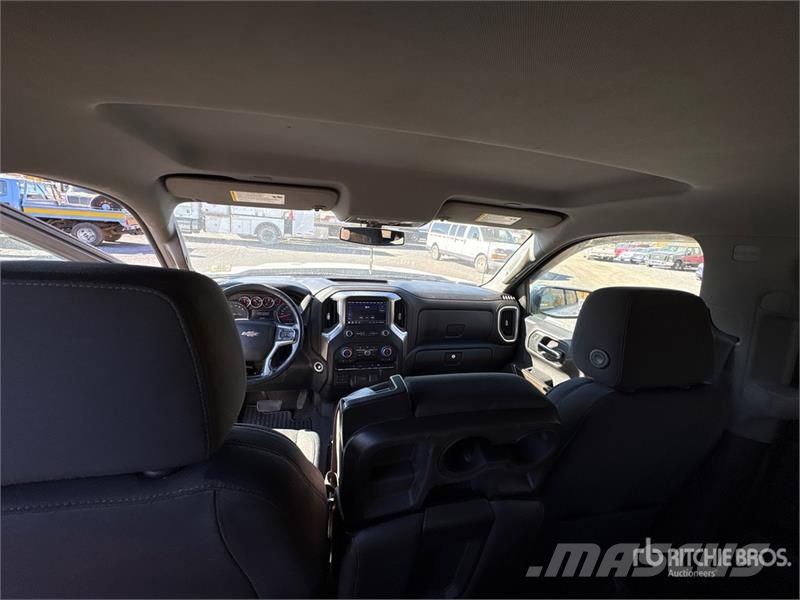 Chevrolet Silverado 1500 LT 4x4 Crew Cab Pickup Andre