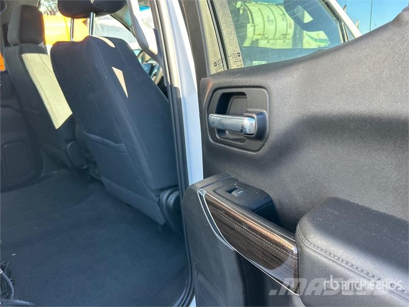 Chevrolet Silverado 1500 Z71 4x4 Extended Cab Pickup Autre fourgon / utilitaire