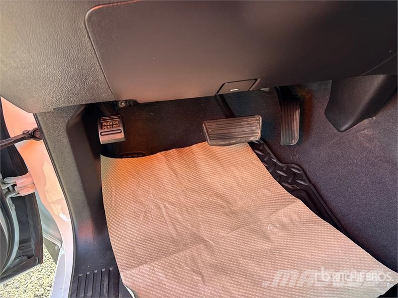 Chevrolet Silverado 1500 LD 4x4 Extended Cab Pickup Diger