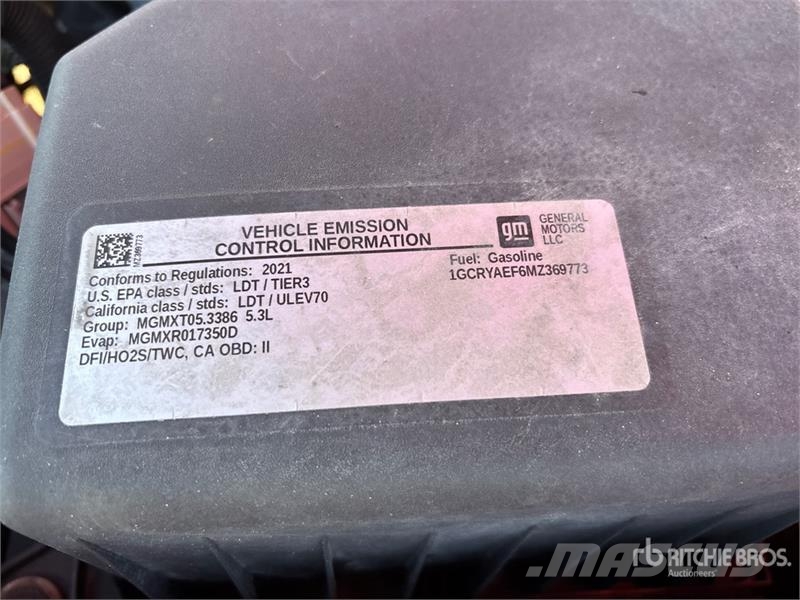 Chevrolet Silverado 1500 4x4 Crew Cab Pickup Další