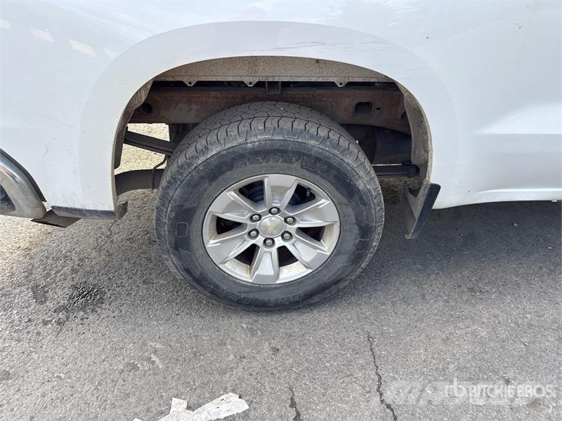 Chevrolet Silverado 1500 LT 4x4 Crew Cab Pickup Autre fourgon / utilitaire