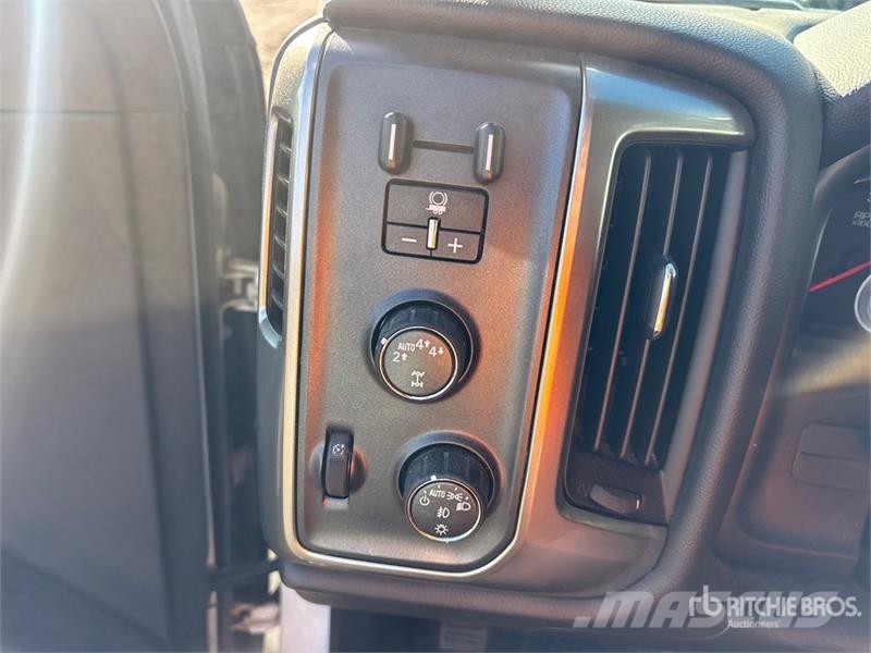 Chevrolet Silverado 1500 LT 4x4 Extended Cab Pickup Прочие фургоны