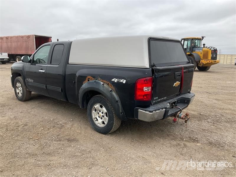Chevrolet Silverado 1500 LS 4x4 Extended Cab Cheyenne Editio Інше