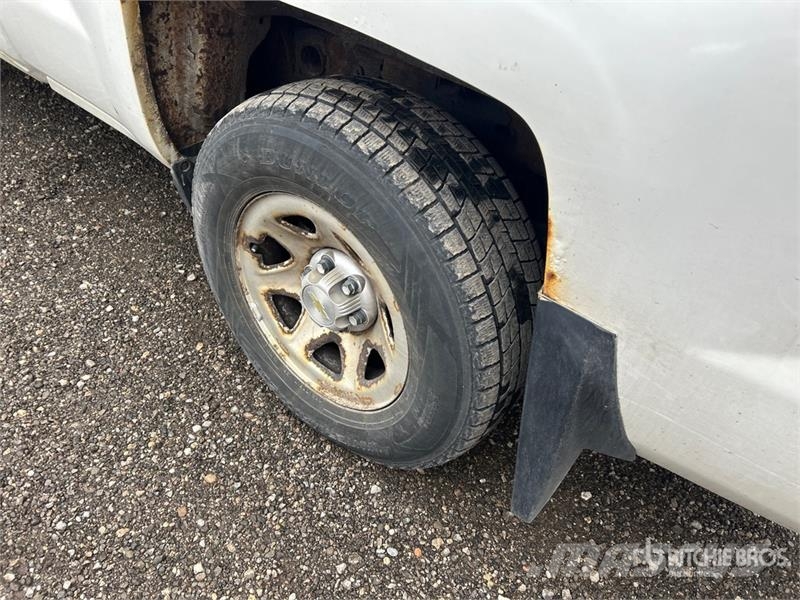 Chevrolet Silverado 1500 4x4 Extended Cab Pickup Інше