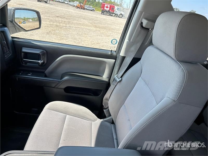 Chevrolet Silverado 1500 4x4 Extended Cab Pickup Прочие фургоны