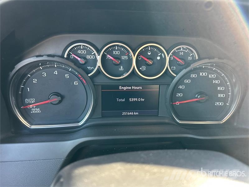 Chevrolet Silverado 1500 Z71 4x4 Extended Cab Pickup Autre fourgon / utilitaire