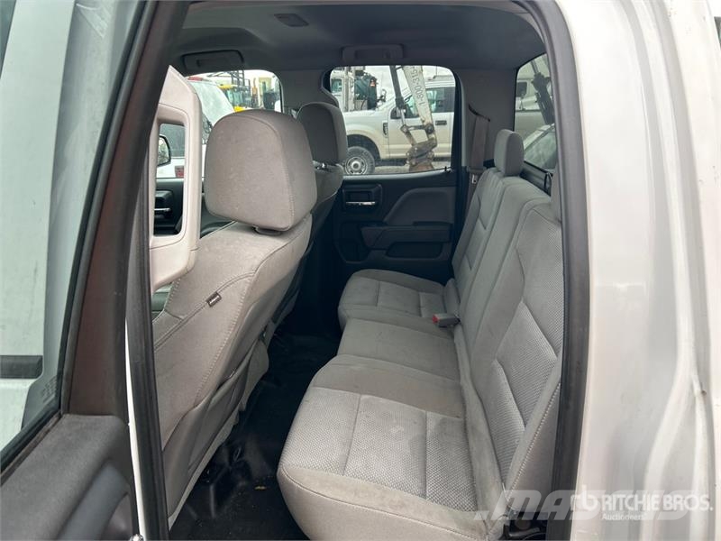 Chevrolet Silverado 1500 4x4 Extended Cab Pickup Інше