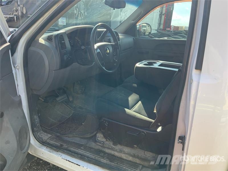 Chevrolet Silverado 1500 4x2 Pickup Furgoni altro