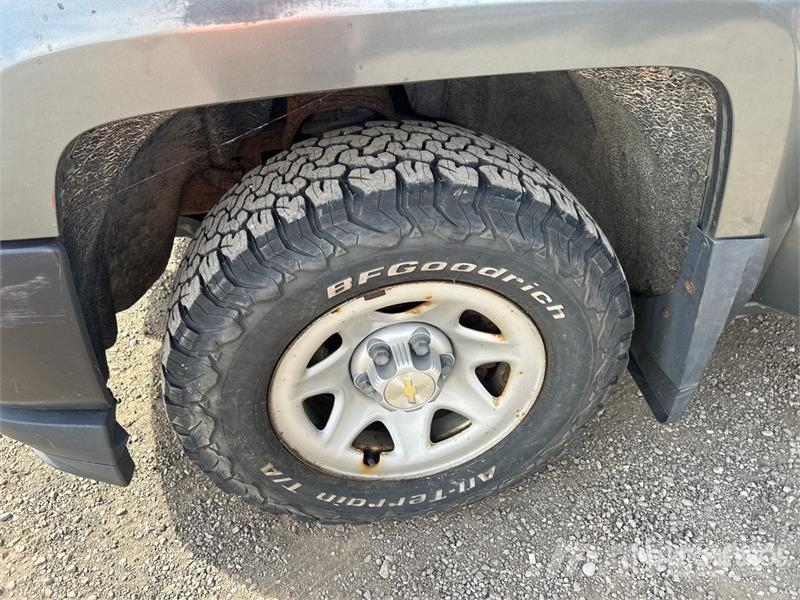 Chevrolet Silverado 1500 4x4 Extended Cab Pickup Прочие фургоны