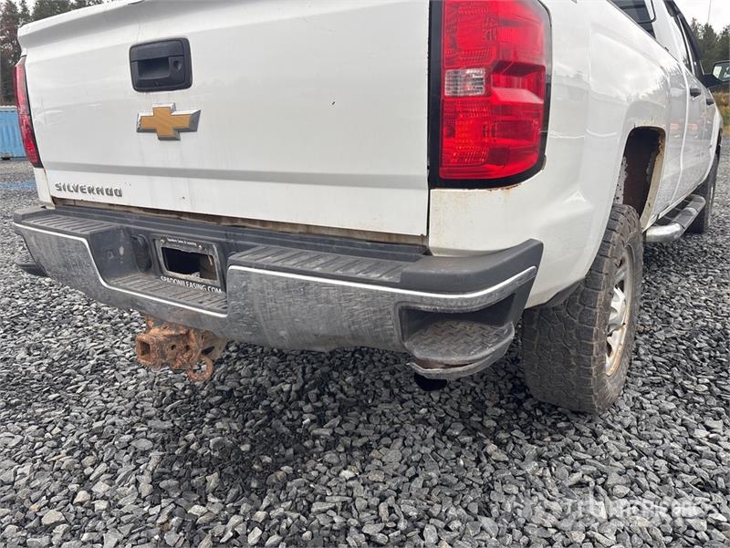 Chevrolet Silverado 2500 HD HD 4x4 Crew Cab Pickup Muu